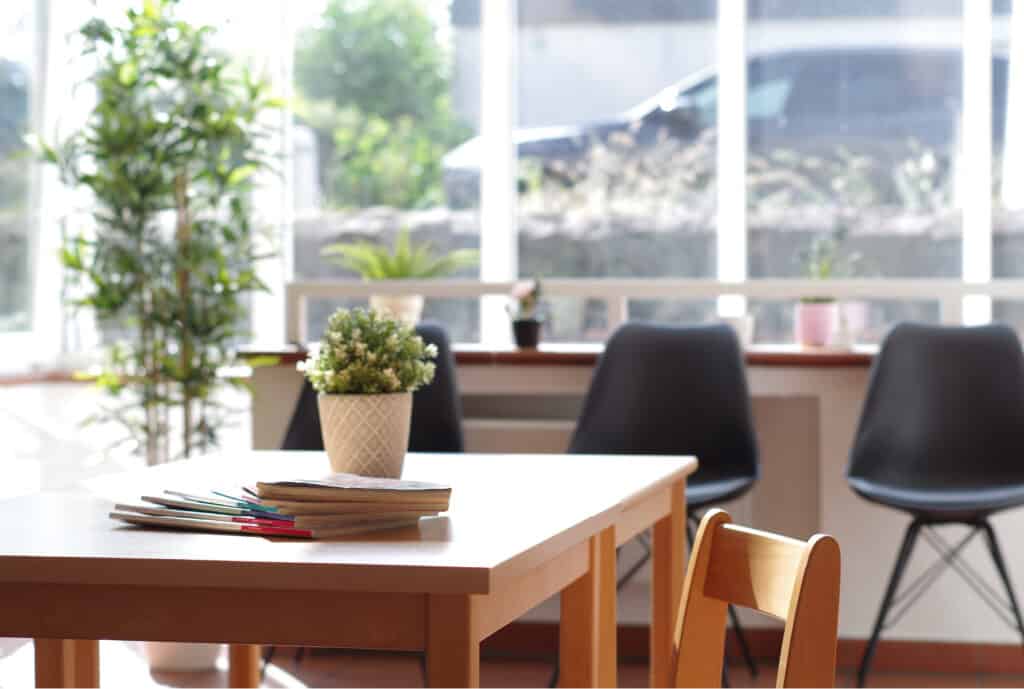 Wartebereich der Ergotherapiepraxis SENSUS